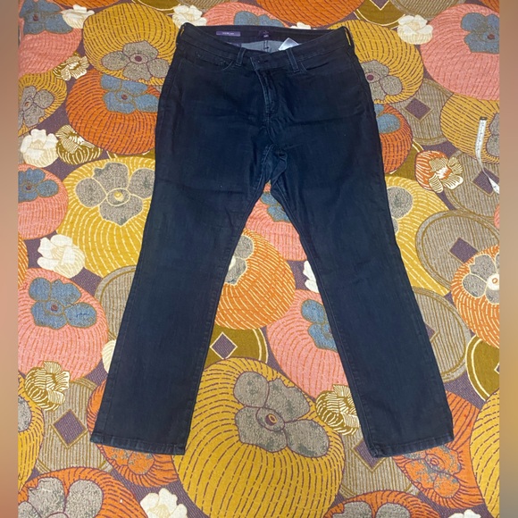 NYDJ -Sheri perfect condition - Picture 1 of 5